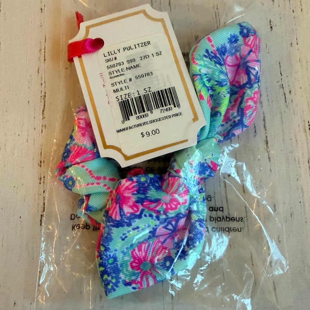 NEW Lilly Pulitzer hair scrunchie Beach You to It